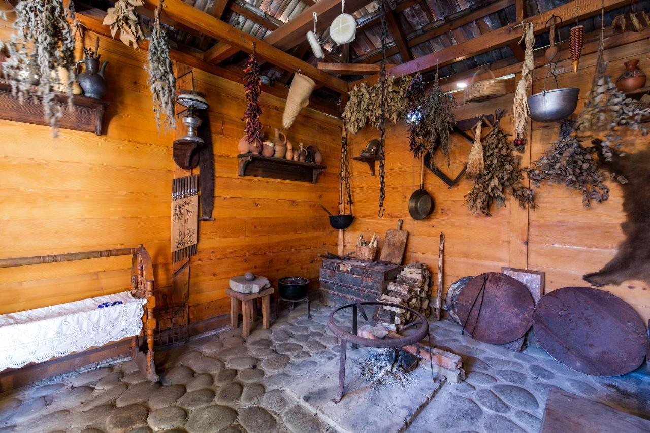 Casa De Khasia Zugdidi Exteriér fotografie