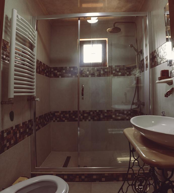 Casa De Khasia Zugdidi Exteriér fotografie