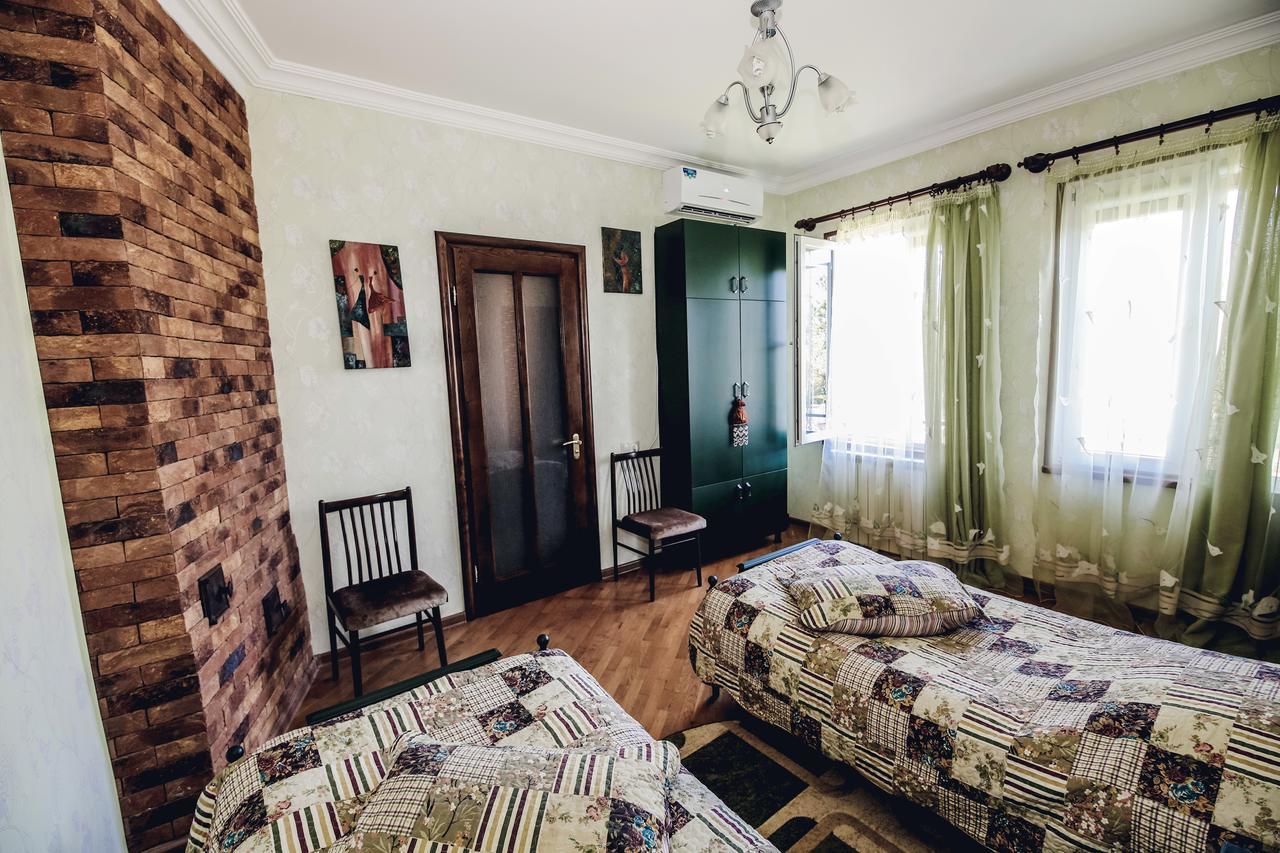 Casa De Khasia Zugdidi Exteriér fotografie