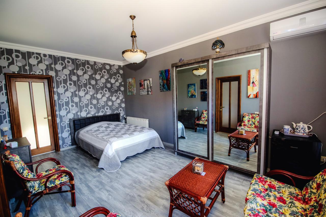 Casa De Khasia Zugdidi Exteriér fotografie